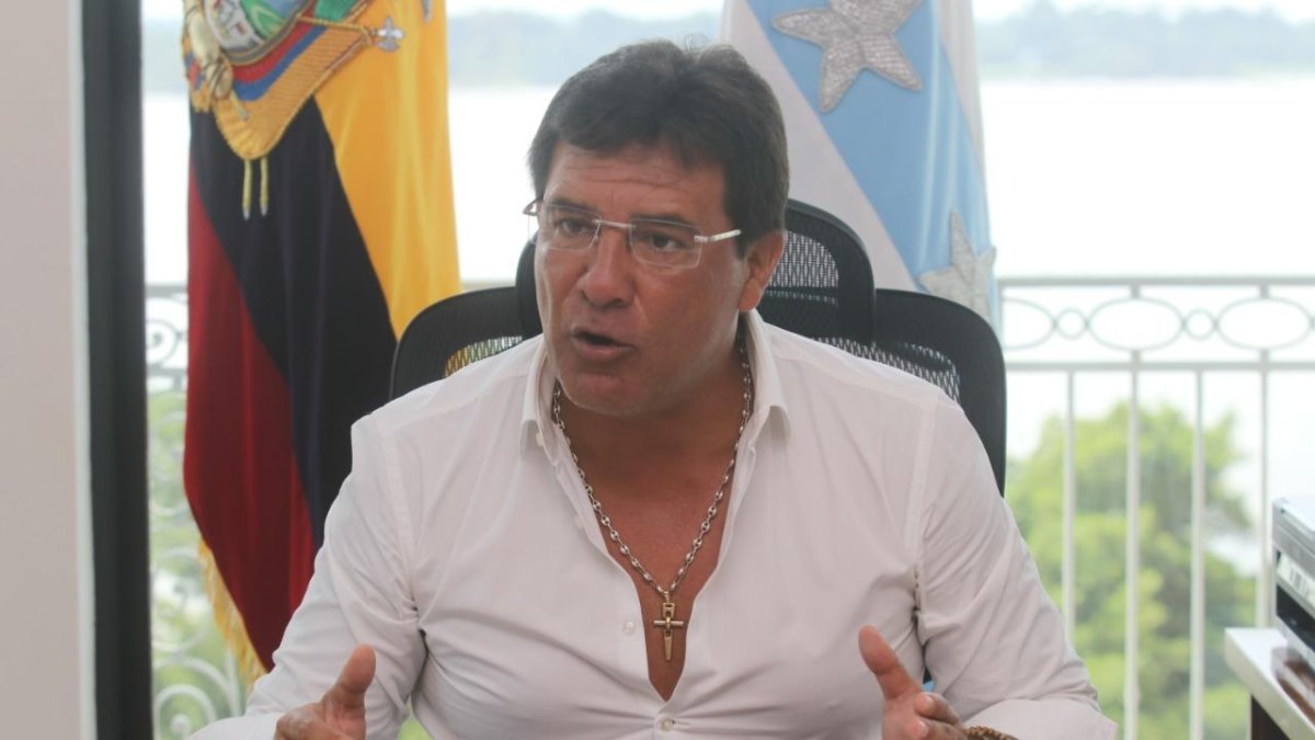 El prefecto del Guayas falleció este lunes en Guayaquil.