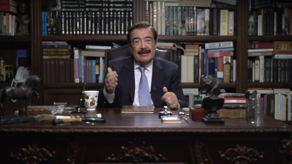 Caudillo. Jaime Nebot depone su candidatura a cambio de convertirse en el dirimente de todas las disputas, un ángel sin pasado político alguno.