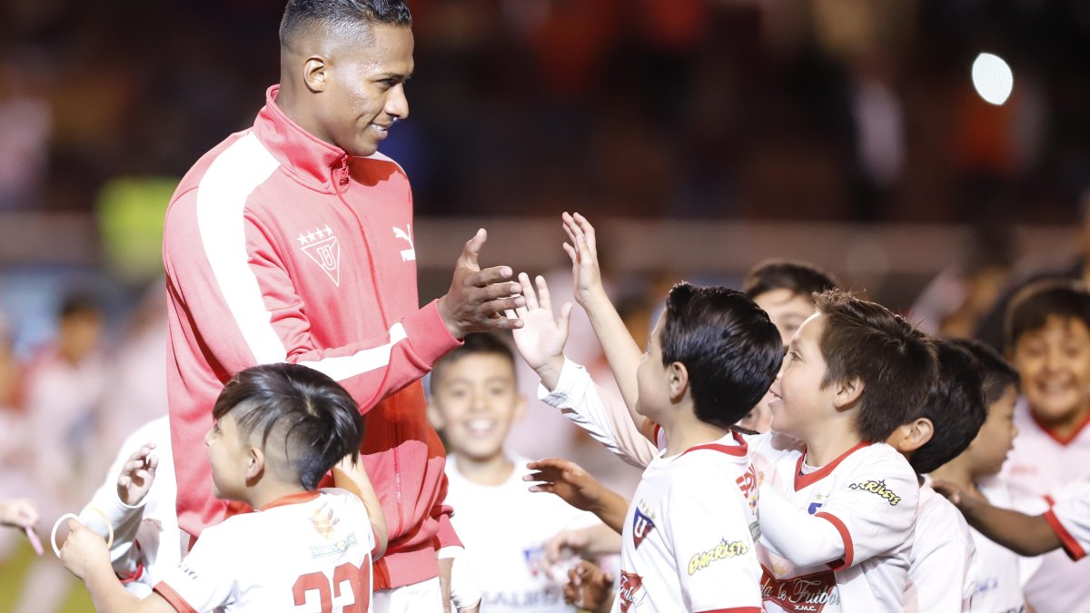 Antonio Valencia estuvo durante 371 días como jugador de Liga de Quito, club al que llegó tras pasar más de diez años en el fútbol europeo.