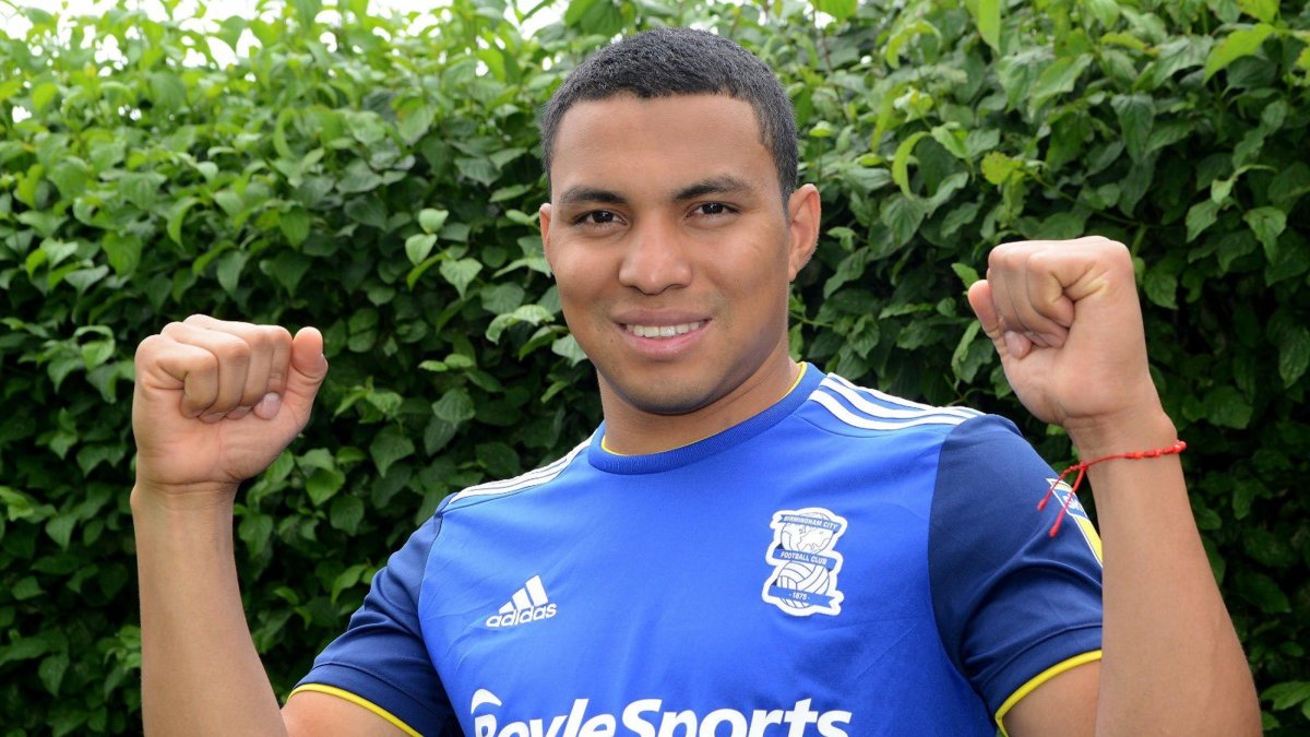 Jefferson Montero, delantero ecuatoriano que dejó la segunda división de Inglaterra.