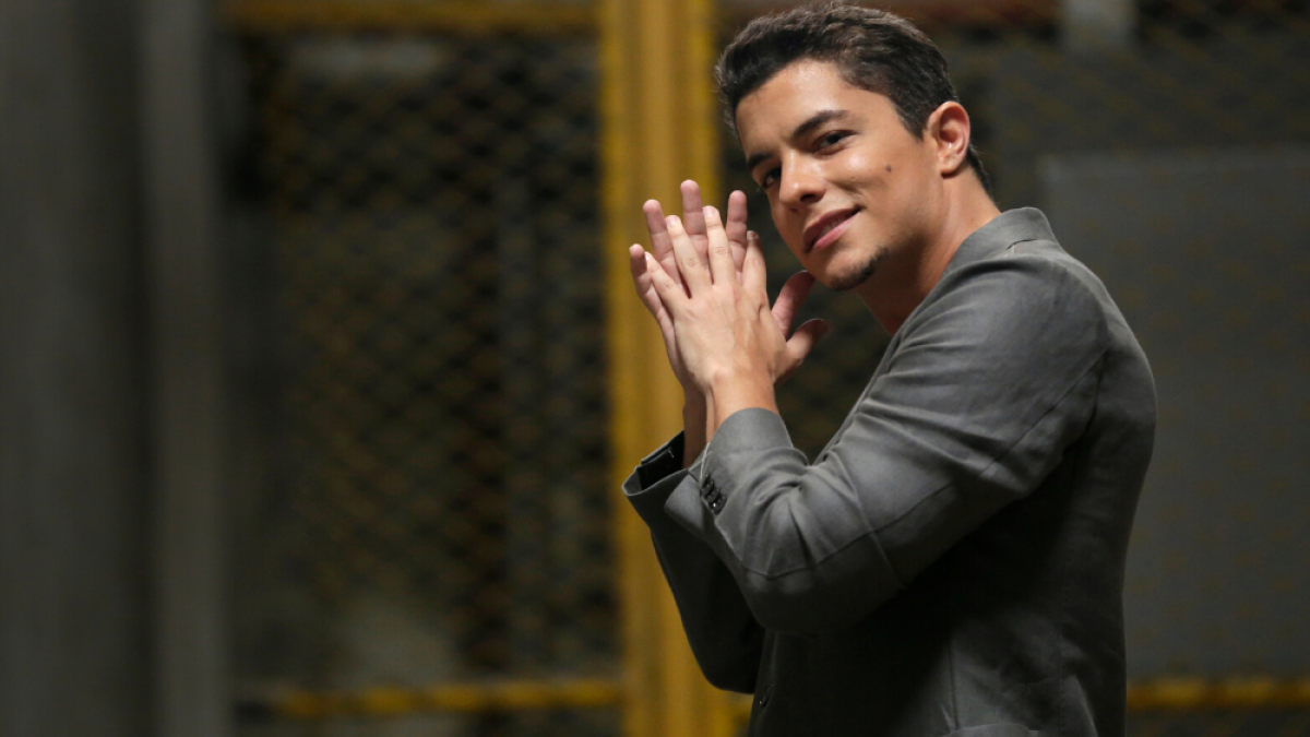 José Ramón nació en Caracas. Es conocido por las novelas 'Túkiti, crecí de una' y Para verte mejor.