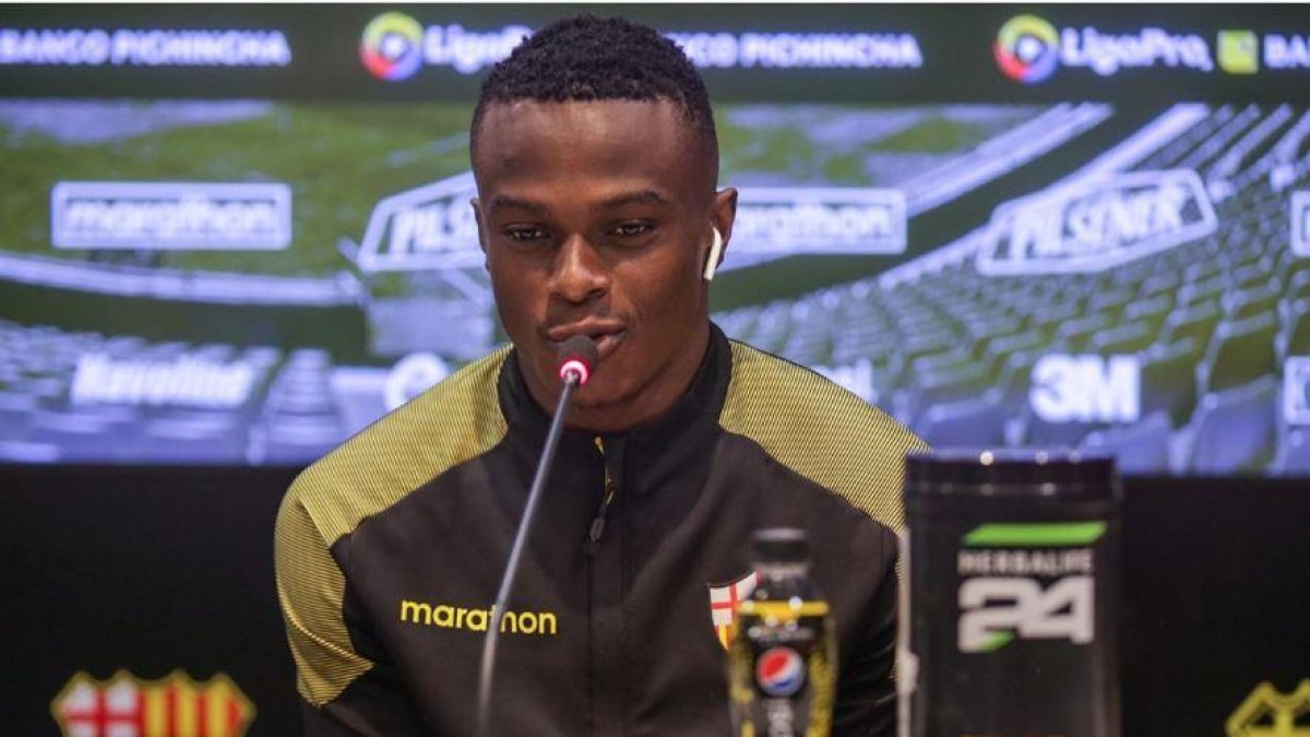 José Angulo, uno de los refuerzos más importantes de Barcelona para el segundo semestre.