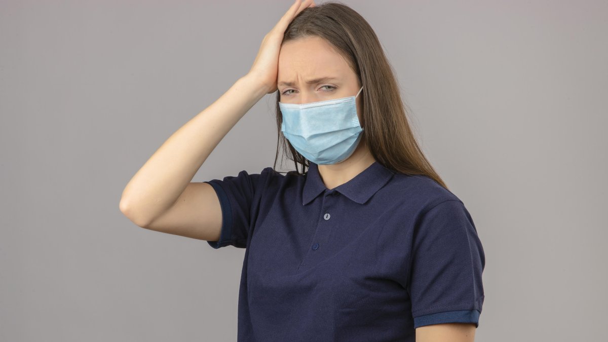 identificaron 4 tipos de dolor asociados al coronavirus y el uso de mascarillas.