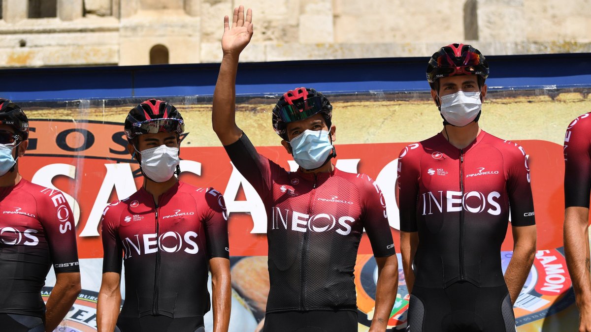 Richard Carapaz (c) lidera al Ineos en la Vuelta a Burgos. Es su estreno con la formación británica en Europa y forma parte de su preparación para el Giro de Italia.