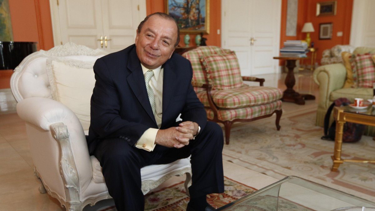 Álvaro Noboa rechaza la decisión del CNE de cancelar su partido político.


Agencia (ag-expreso)