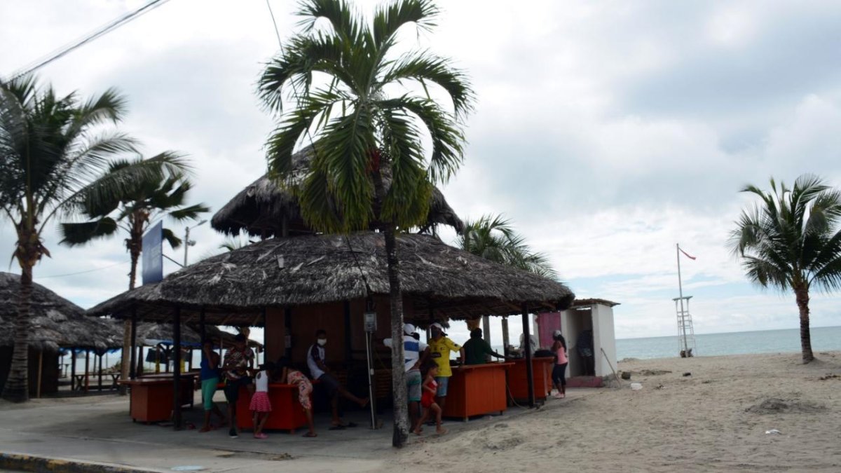 Las playas de Esmeraldas confían en la reactivación por el feriado.