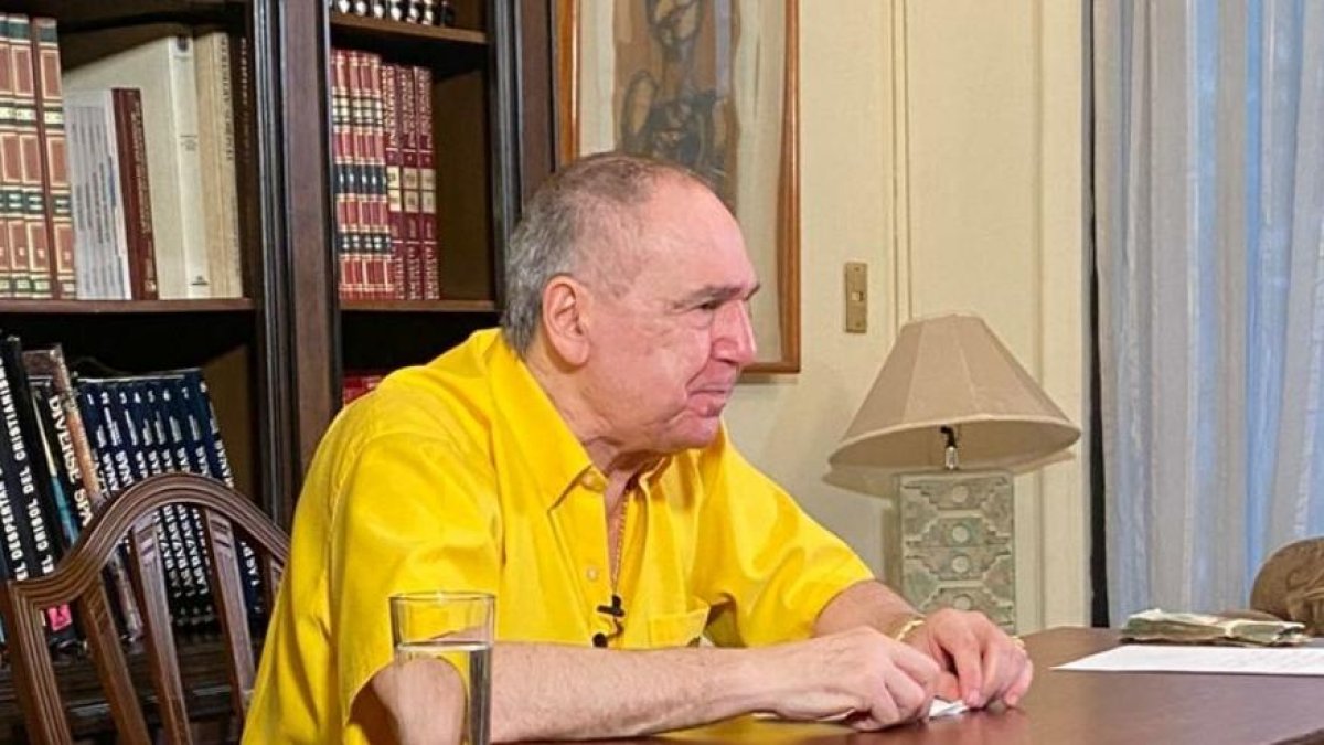 El expresidente Bucaram se pronunciará sobre este y otros temas en la noche de hoy.