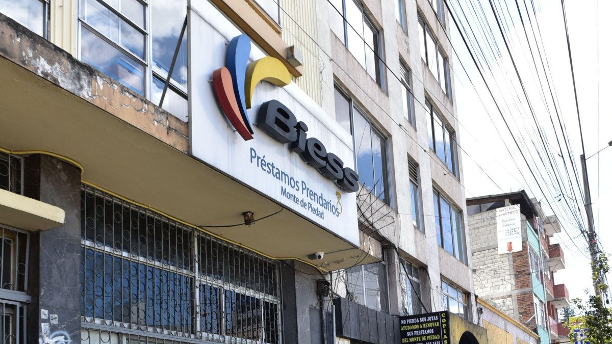 El Biess, el banco que administra los recursos de la Seguridad Social, viene sufriendo una descapitalización como producto de malos manejos y actos de corrupción.