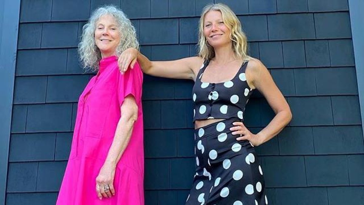 Gwyneth Paltrow junto a su progenitora