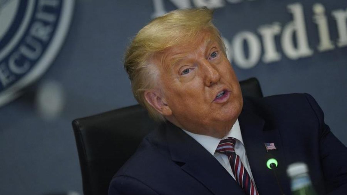 Donald Trump no ve con buenos ojos que los jugadores de la NBA expresen su opinión, la que .-por cierto- es crítica hacia él y su gestión.