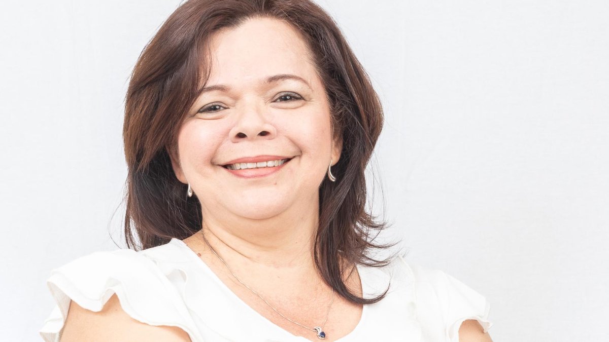 Mireya Bracamonte es doctora (PhD) y magister en Matemáticas por la Universidad de los Andes, de Venezuela. Desde 2017 colabora en la Espol