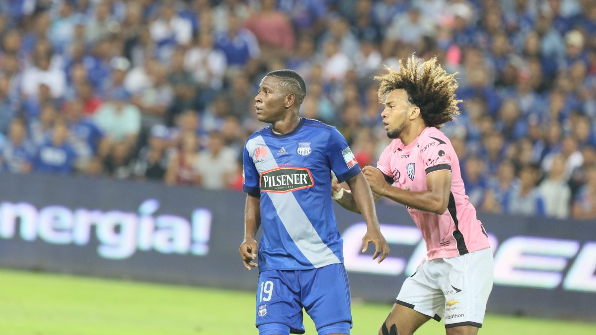 Brayan Angulo, hoy jugador del Xolos de Tijuana, fue clave para Emelec en estos duelos. 