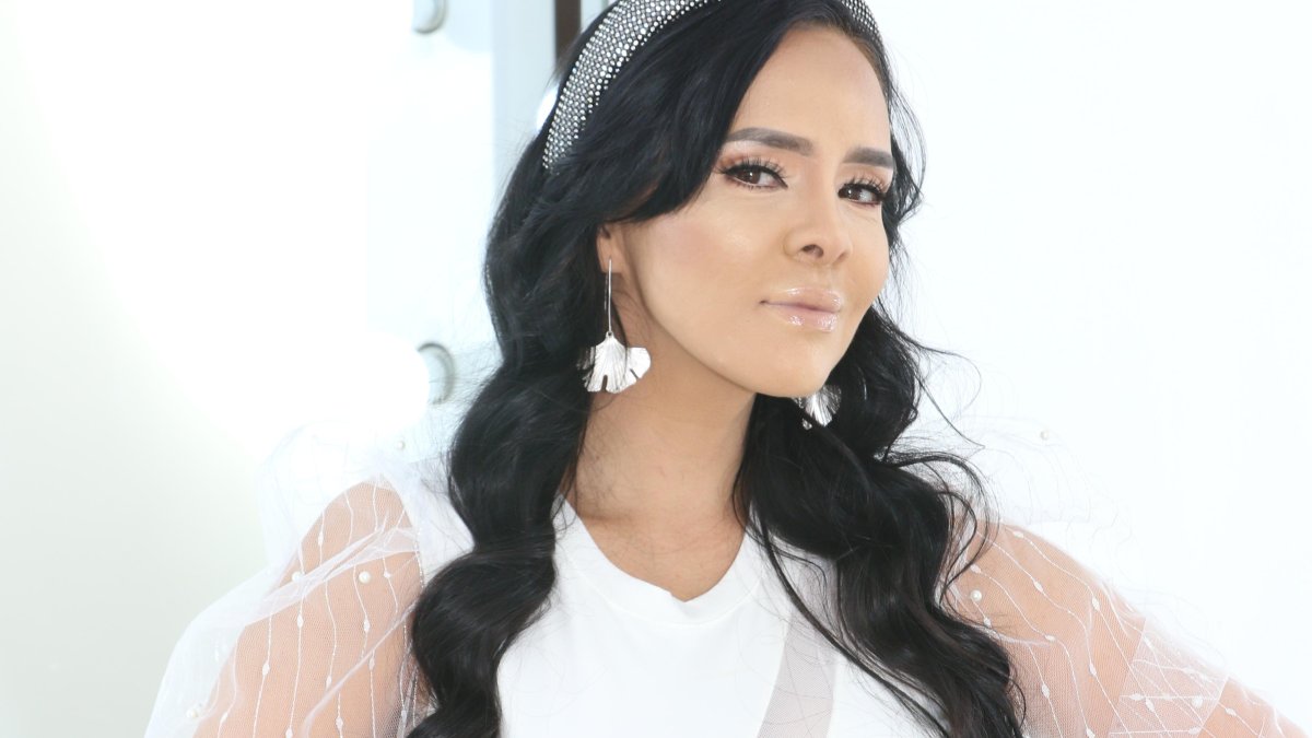 Karen adelantó que pronto hará sonar una 'bomba' traída de Venezuela.