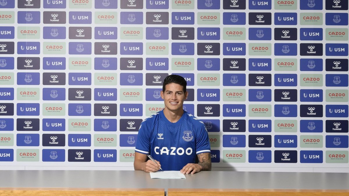 James Rodríguez fue presentado de forma oficial en el Everton inglés.