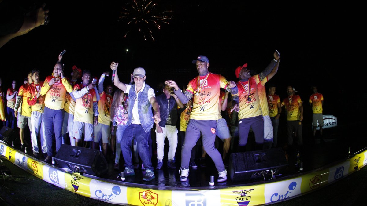 El año en mención Aucas contó con un valioso aporte publcitario.