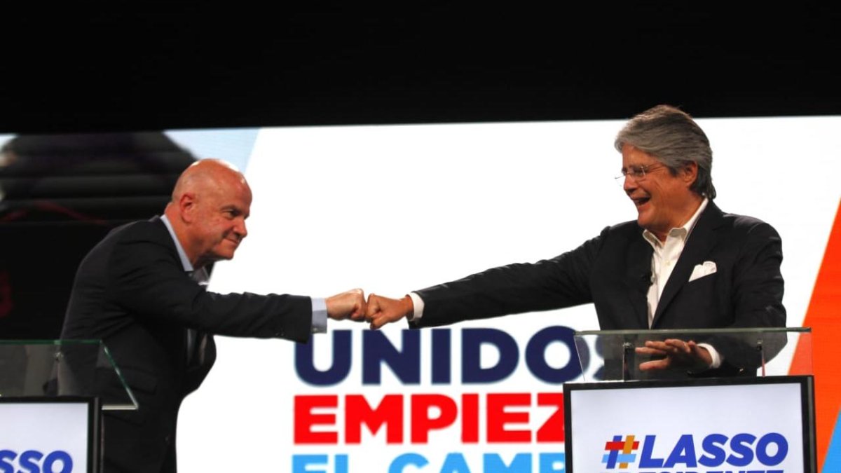 El binomio Lasso- Borrero cumple este 14 de octubre actividades en Quito. Se reúne con representantes de sectores sociales.