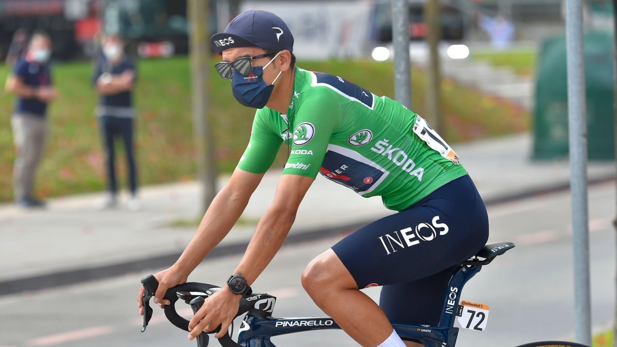 Richard Carapaz lució el maillot verde en la segunda etapa de la Vuelta a España.

 CYCLING-ESP-TOUR-VUELTA
