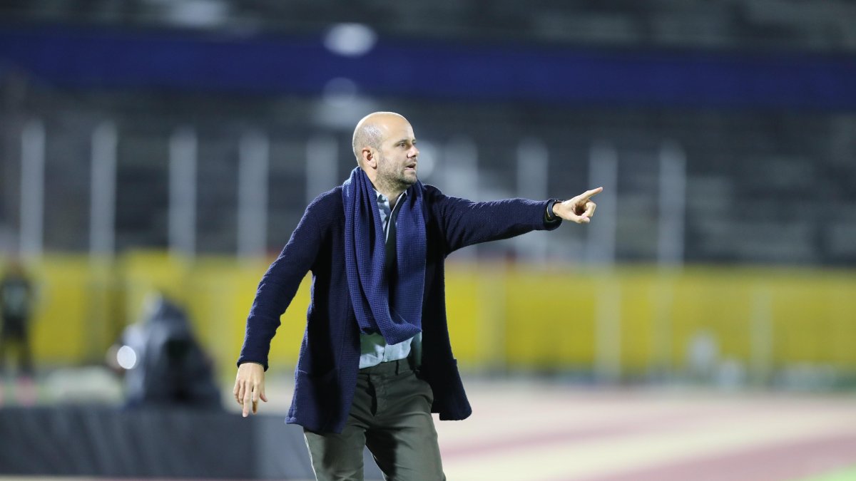 El técnico español Miguel Ángel Ramírez continuará al frente de los rayados.