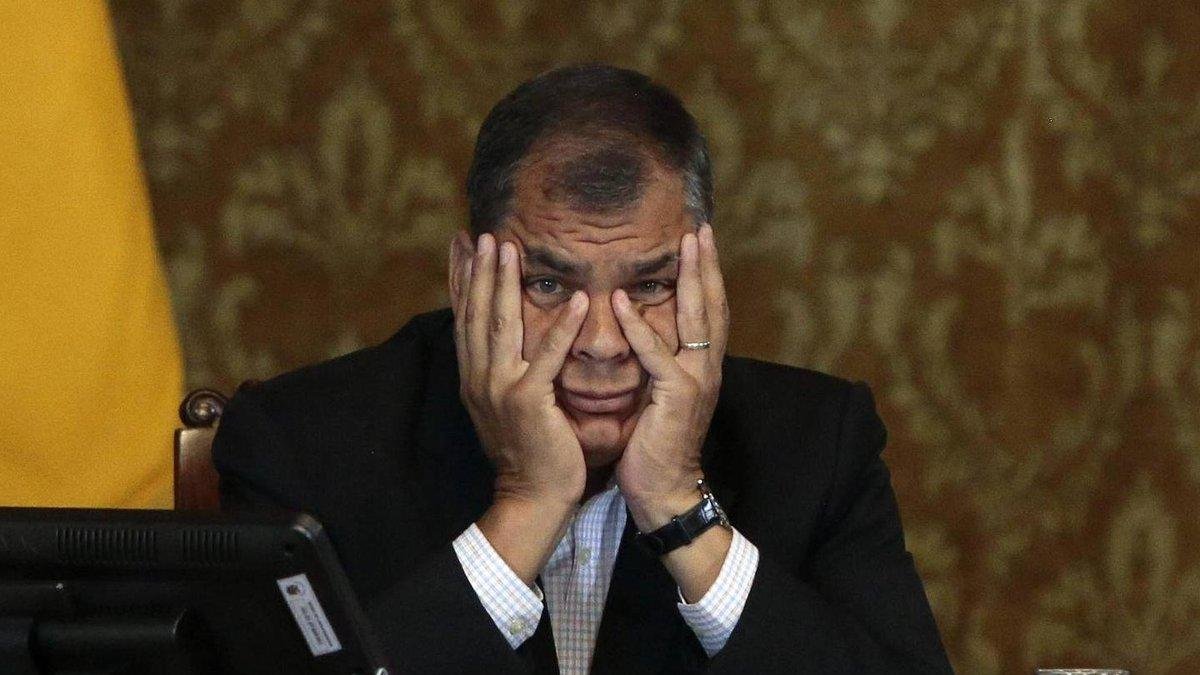 Referencial. Rafael Correa insistía en recibir una pensión vitalicia..