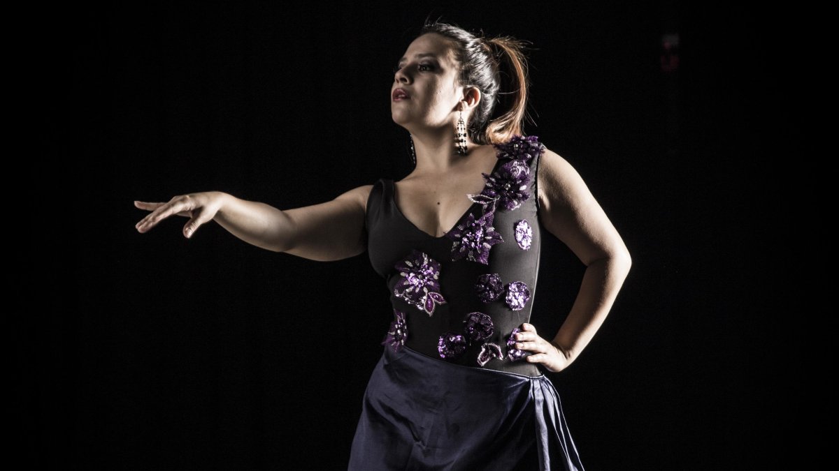 Annaly es una conocida bailarina de tango en Ecuador.