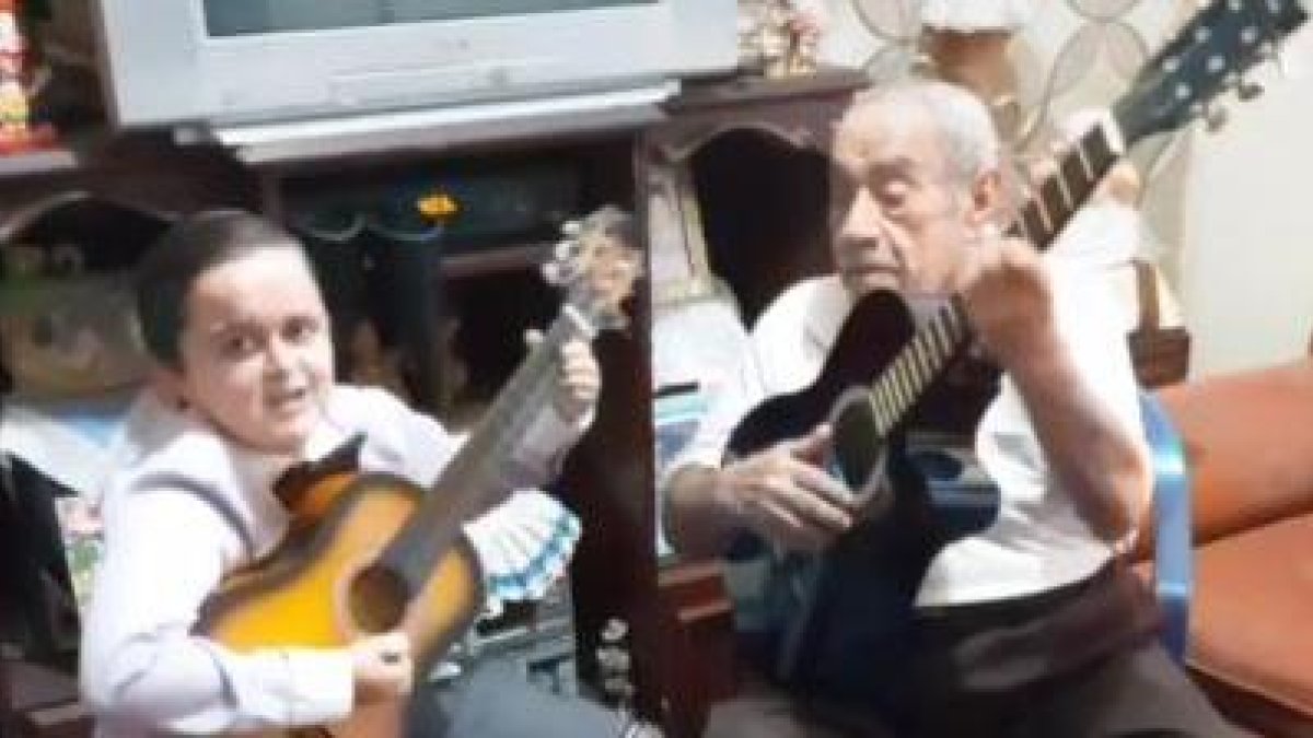 La jornada convirtió a los abuelos en los protagonistas de los videos.
