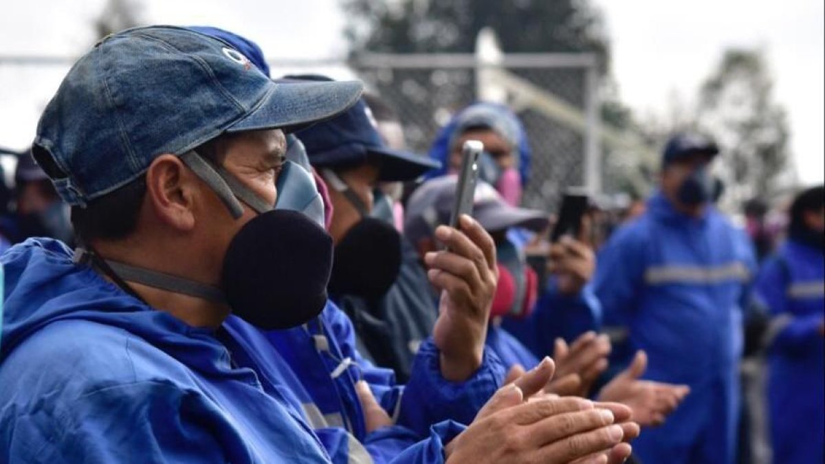 Los trabajadores de Emaseo mantienen sus labores diarias.