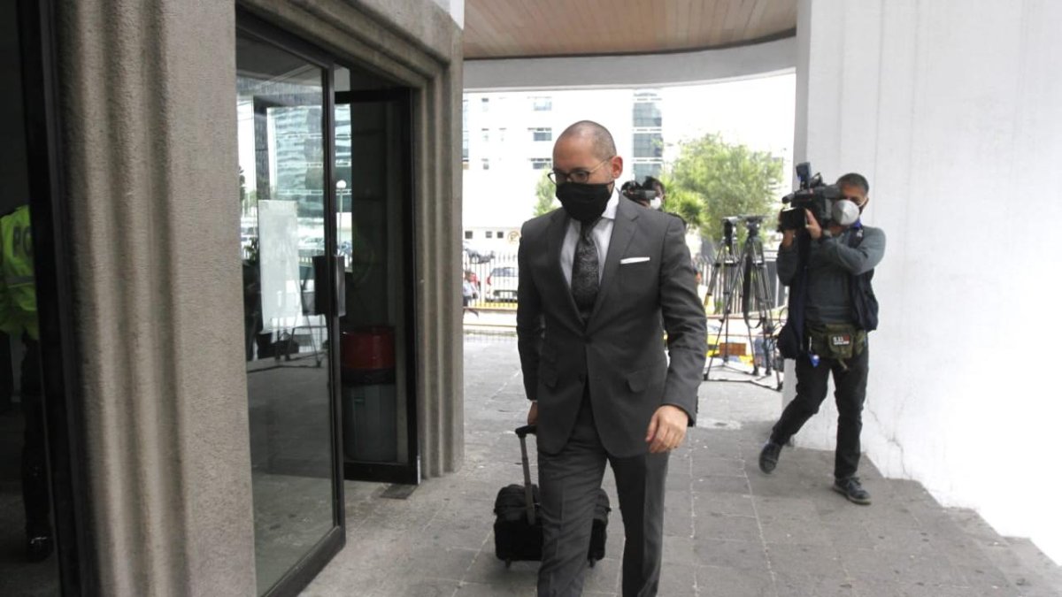 Abogados. Jorge Luis Ortega defiende a Jorge Jalil. La mañana de este lunes acudió a la Corte.