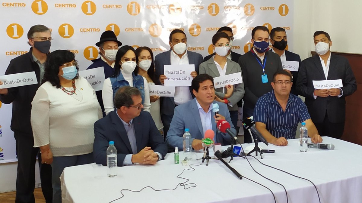 El precandidato Andrés Arauz rechazó el tiempo que los organismo electorales se han tomado para pronunciarse sobre la calificación de su postulación.