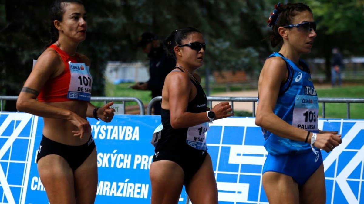 Morejón (c) fue tercera en Podebrady, República Checa, hace casi un mes, donde ratificó su marca en los 20 km (1:29:32).