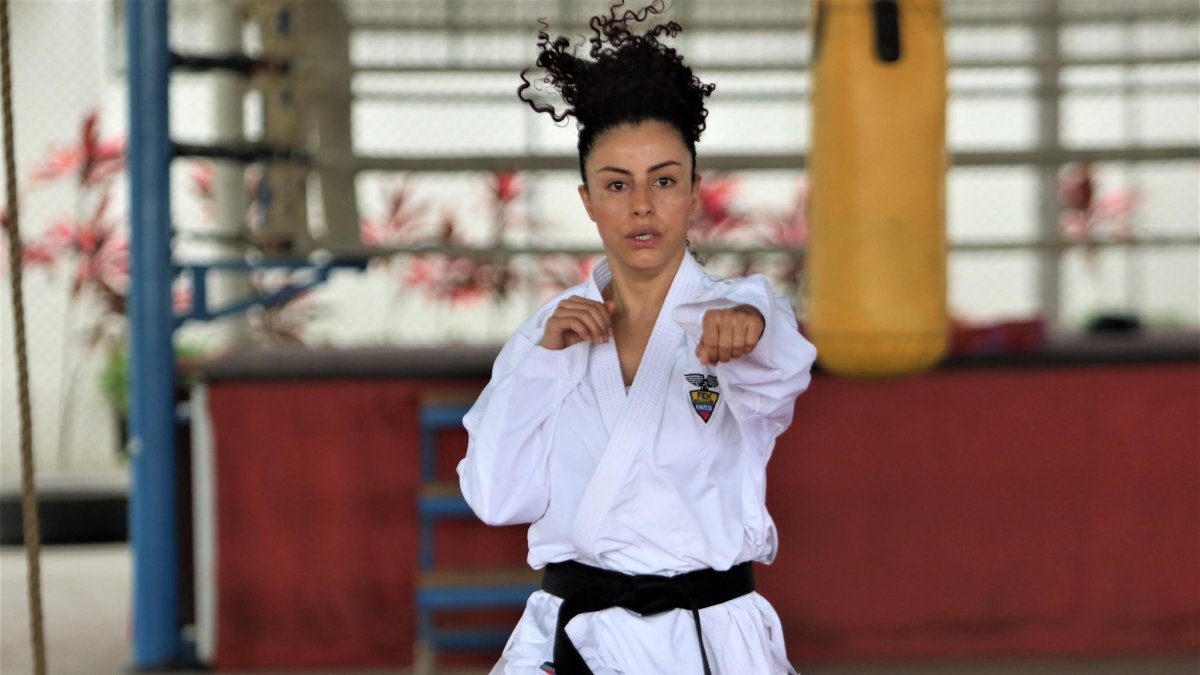 Antes de viajar la semana pasada la karateca entrenó en la Concentración Deportiva de Pichincha.