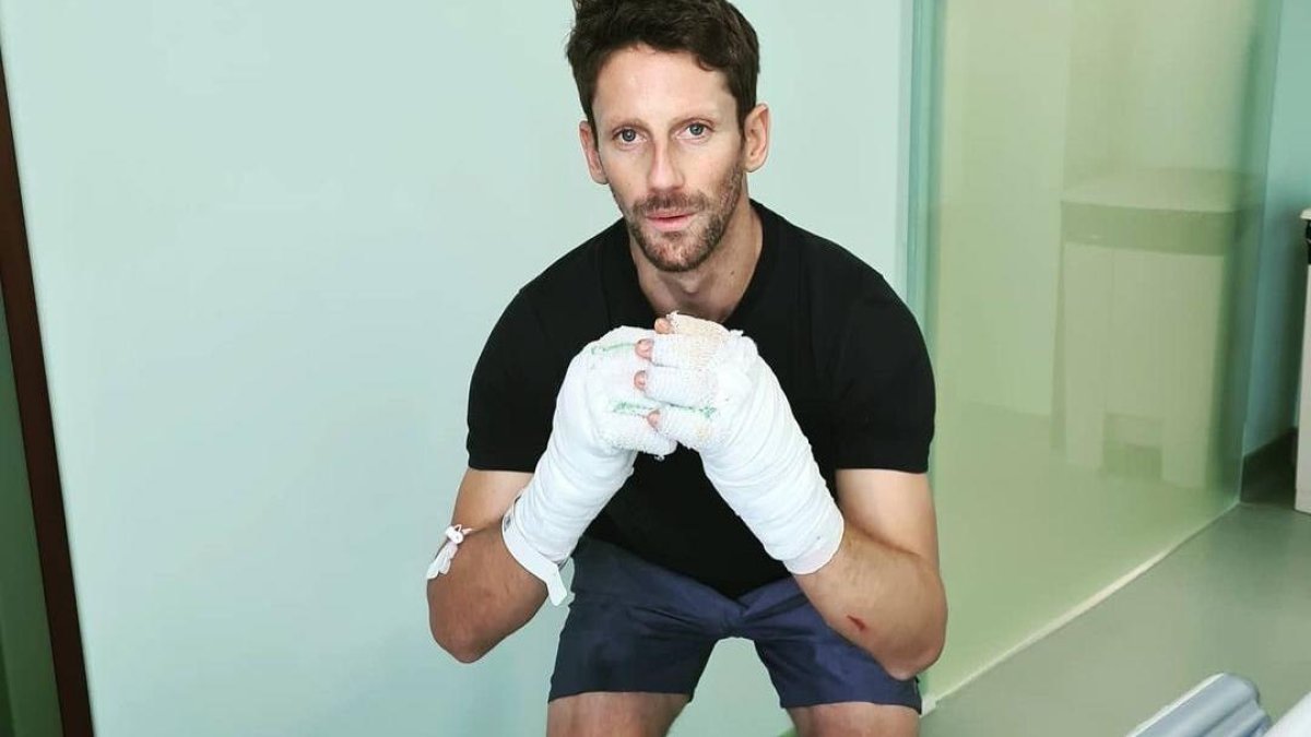 Romain en la foto que subió a sus redes sociales para celebrar su alta médica.