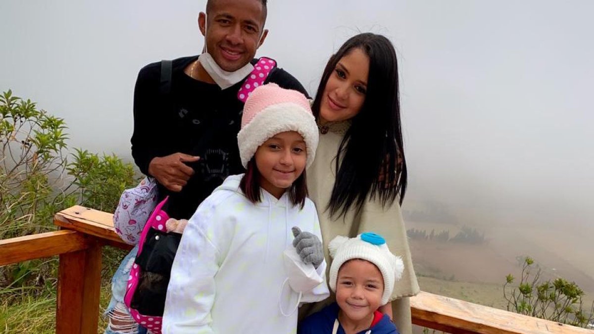 Gabriel Torres y su familia estuvieron en la Mitad del Mundo hace un par de semanas