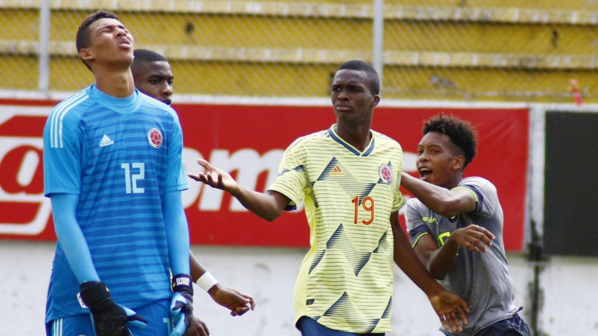 Ecuador y Colombia jugaron dos amistosos en Quito la semana anterior como preparación para el torneo