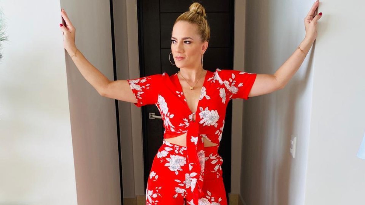 Gabriela pronto sacará su colección de línea de moda llamada Libertad.