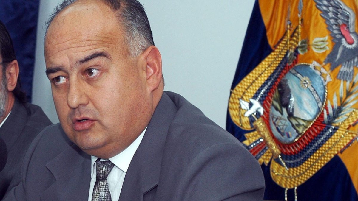 La delegación estará integrada por el secretario general del Gabinete de la Presidencia, Juan Sebastián Roldán; el ministro de Economía y Finanzas, Mauricio Pozo (imagen); y el ministro de Salud, Juan Carlos Zevallos.