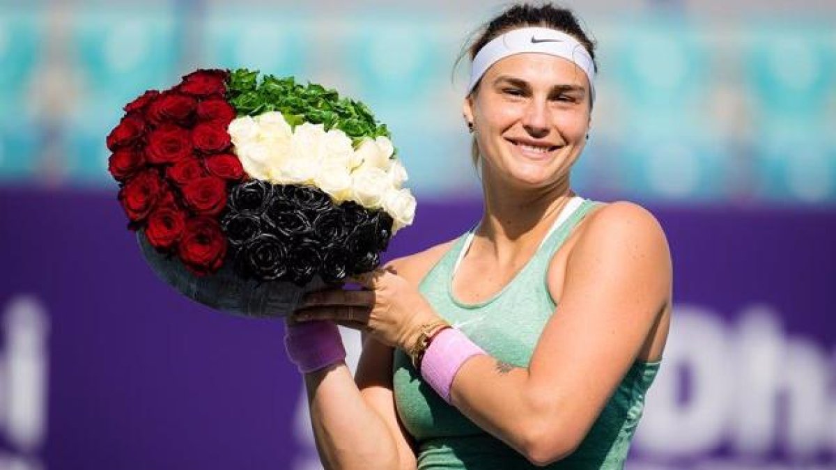 Aryna coronada tras vencer por un doble 6-2 a la rusa Veronika Kudermetova.