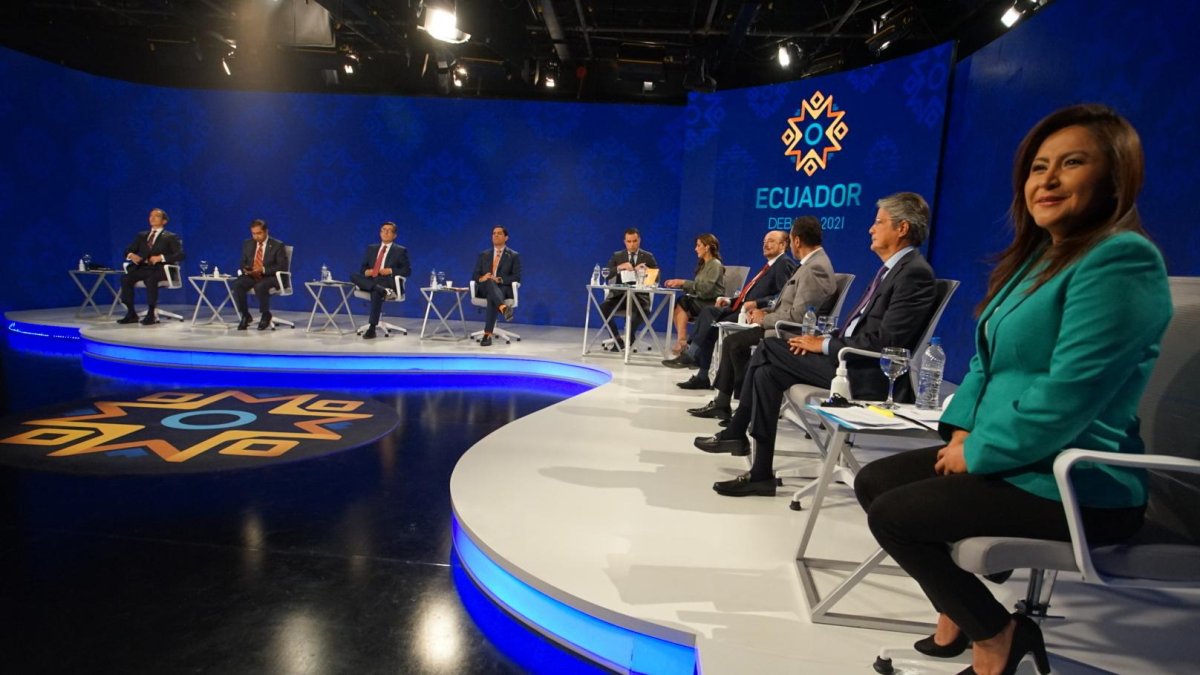 Los 16 aspirantes presidenciales expusieron durante tres horas sus planes de gobierno y propuestas.