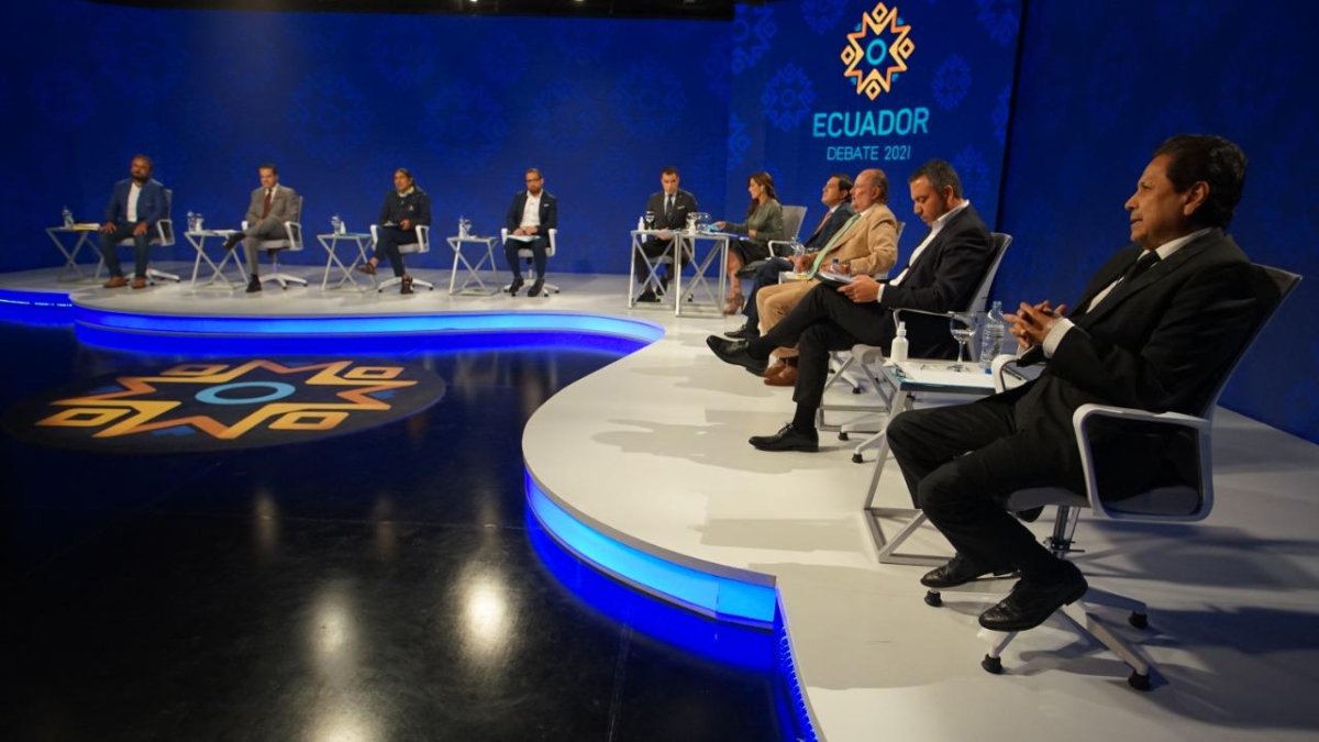 Esta noche, con una segunda jornada, concluyó el debate presidencia.