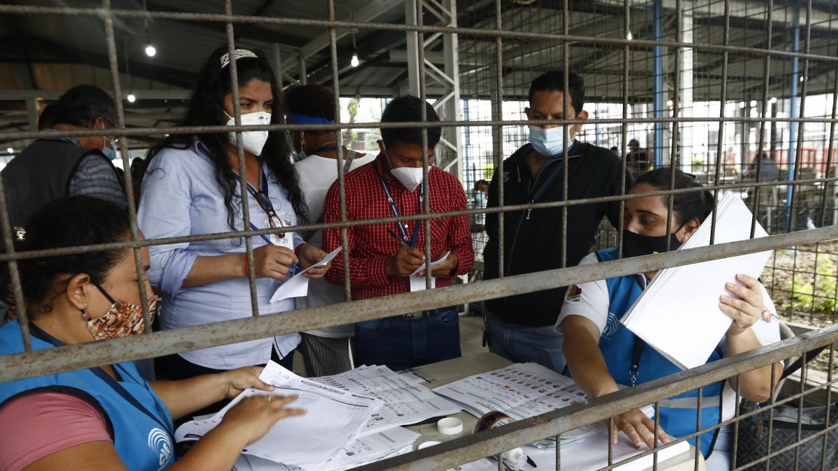 El recuento de votos para la dignidad de binomio presidencial terminó en Guayas.