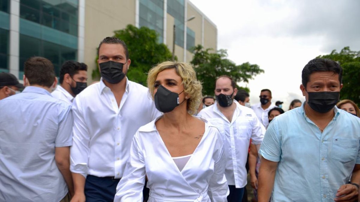 Figura. La Fiscalía citó a la alcaldesa Cynthia Viteri a dar su versión este martes 4 de mayo, a las 9:00.