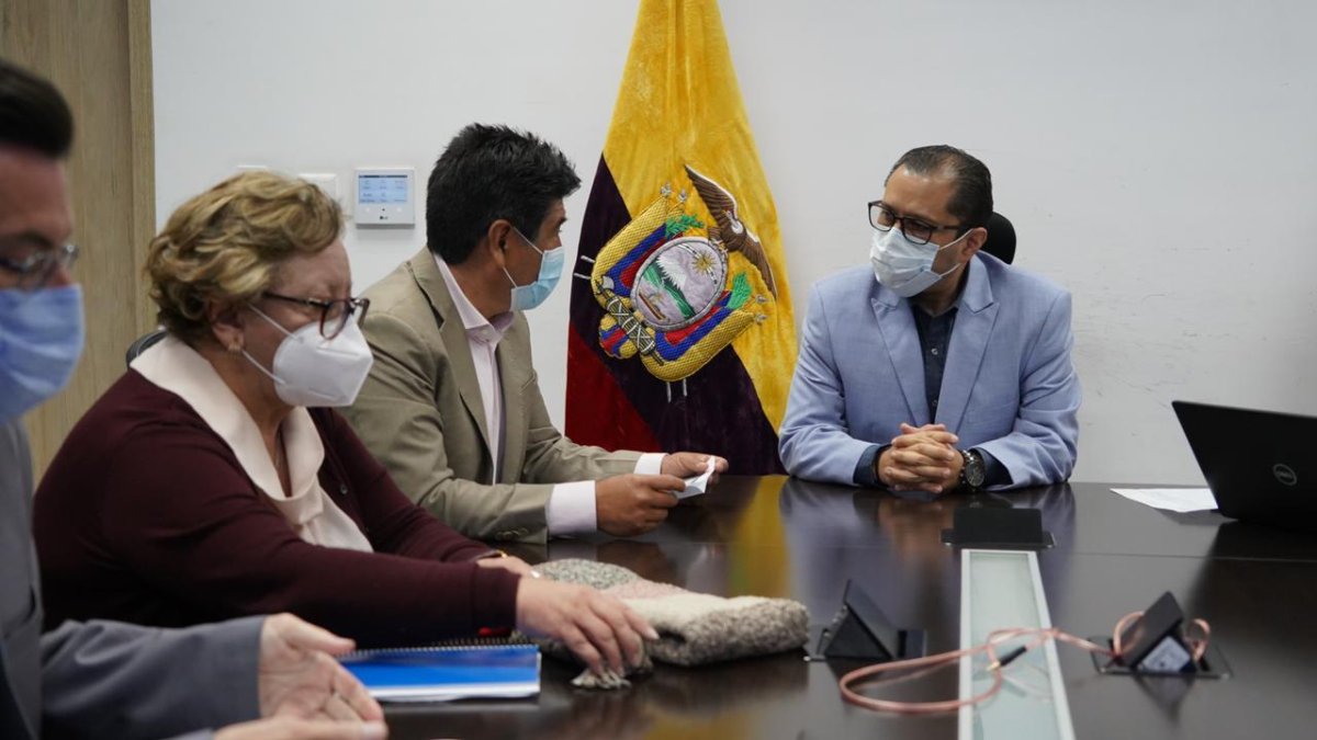 Jorge Yunda se reunió con el ministro de Salud, Mauro Falconí.