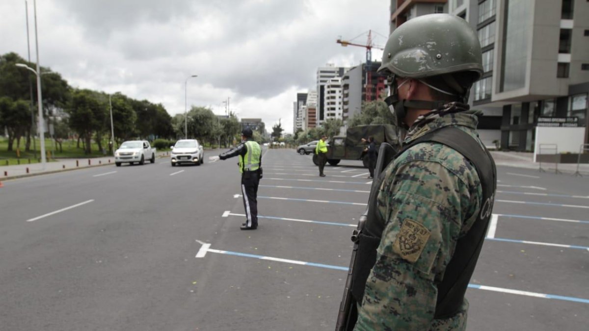 Las medidas se endurecen para ocho provincias del país.