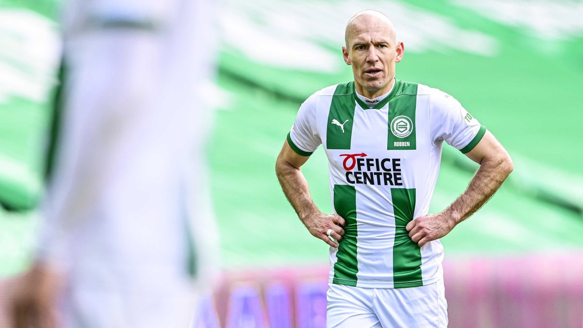 Arjen Robben jugó algunos minutos en el choque del Groningen contra por la liga holandesa.