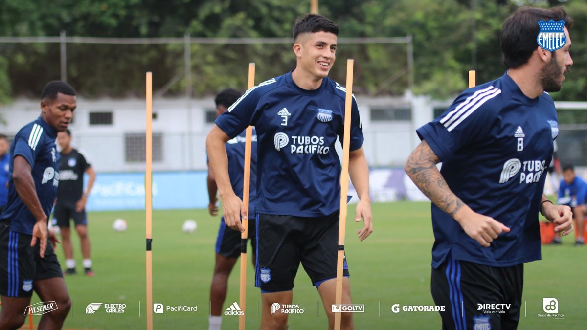 Luca Sosa firmó con Barcelona para jugar en la temporada 2022. En el 2021 estuvo en el Bombillo.