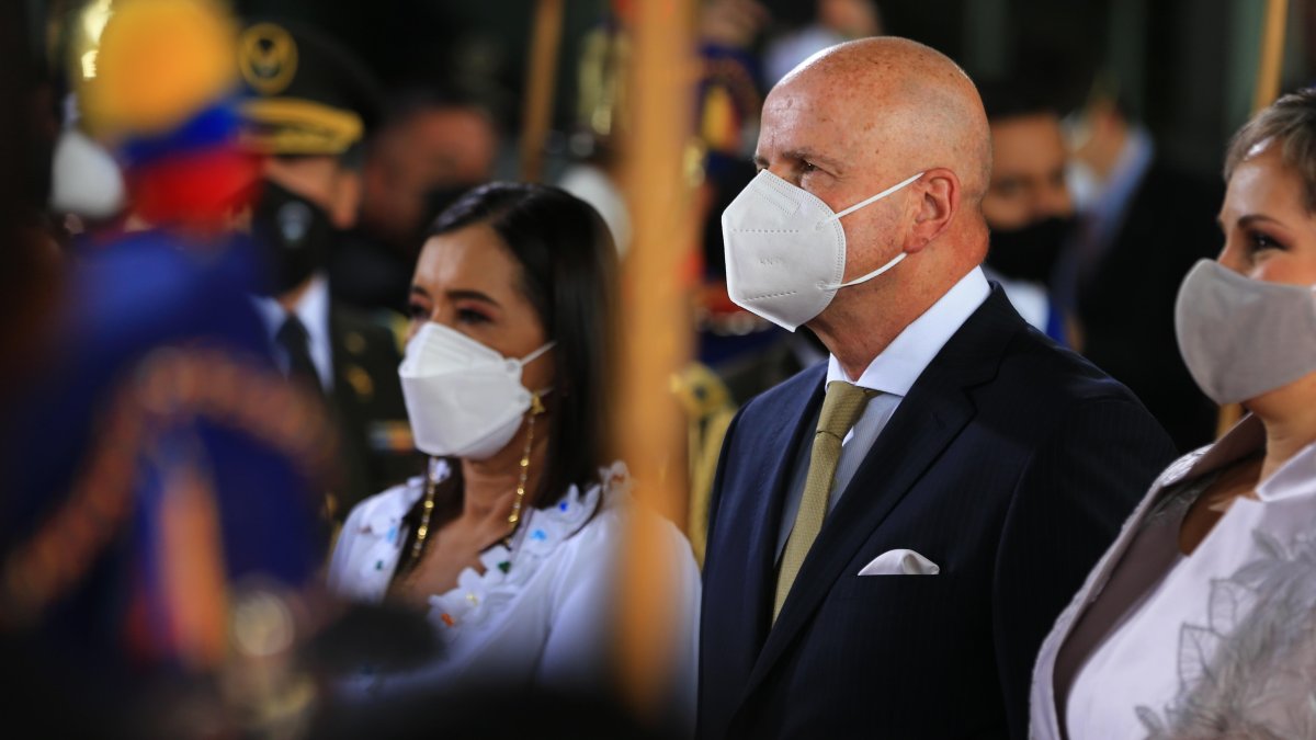 En la imagen la vicepresidente de Ecuador, Alfredo Borrero.