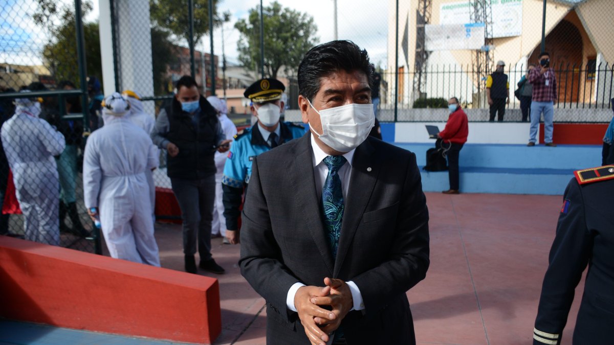 Referencial.  Jorge Yunda, compareció este jueves para explicar que continúa como regidor de la capital de Ecuador pese a la votación en el Consistorio que resolvió su remoción.
