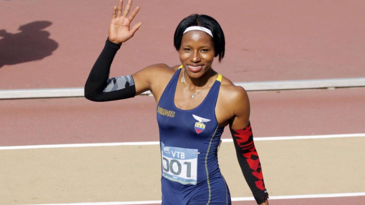 Angela Tenorio tiene en su sangre la velocidad y desde los 18 años es una realidad en las pistas.