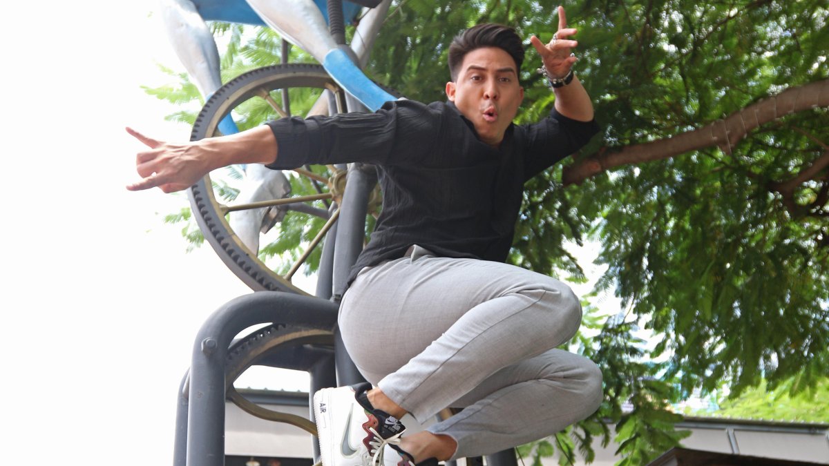 Don Day afirma que aprendió de los errores del pasado y hoy solo expone su trabajo.