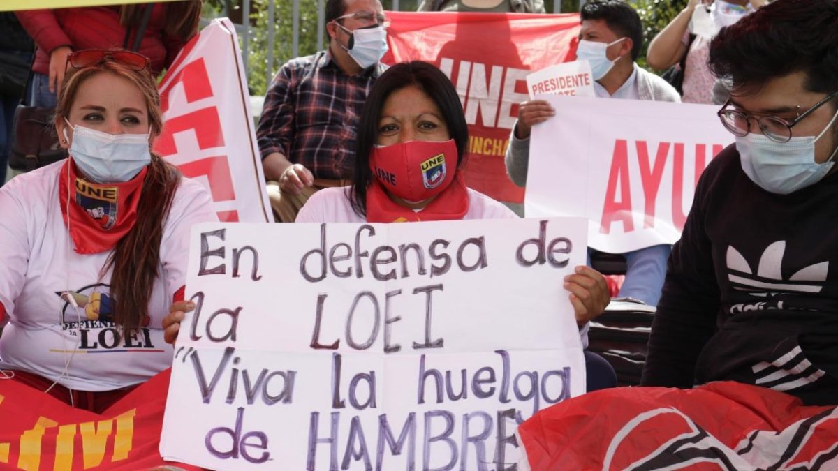 Quito. Los maestros terminaron la huelga de hambre este jueves 12 de agosto, tras 32 días de protesta.