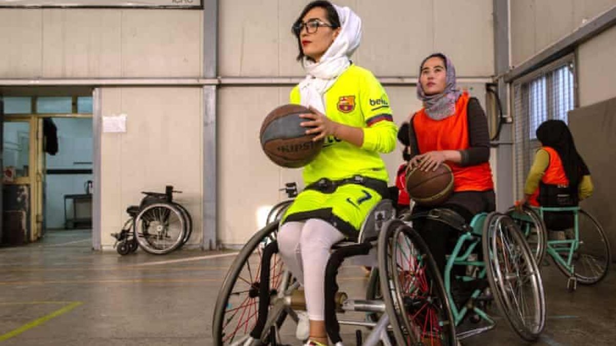 Nilofar Bayat, deportista paralímpica.